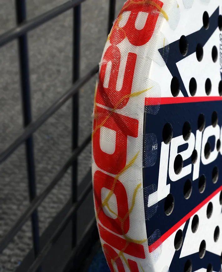 Close-up of Bold frame protector texture
